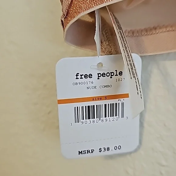 Free People Intimately Nude Racerback Bralette Size Small - Picture 4 of 4